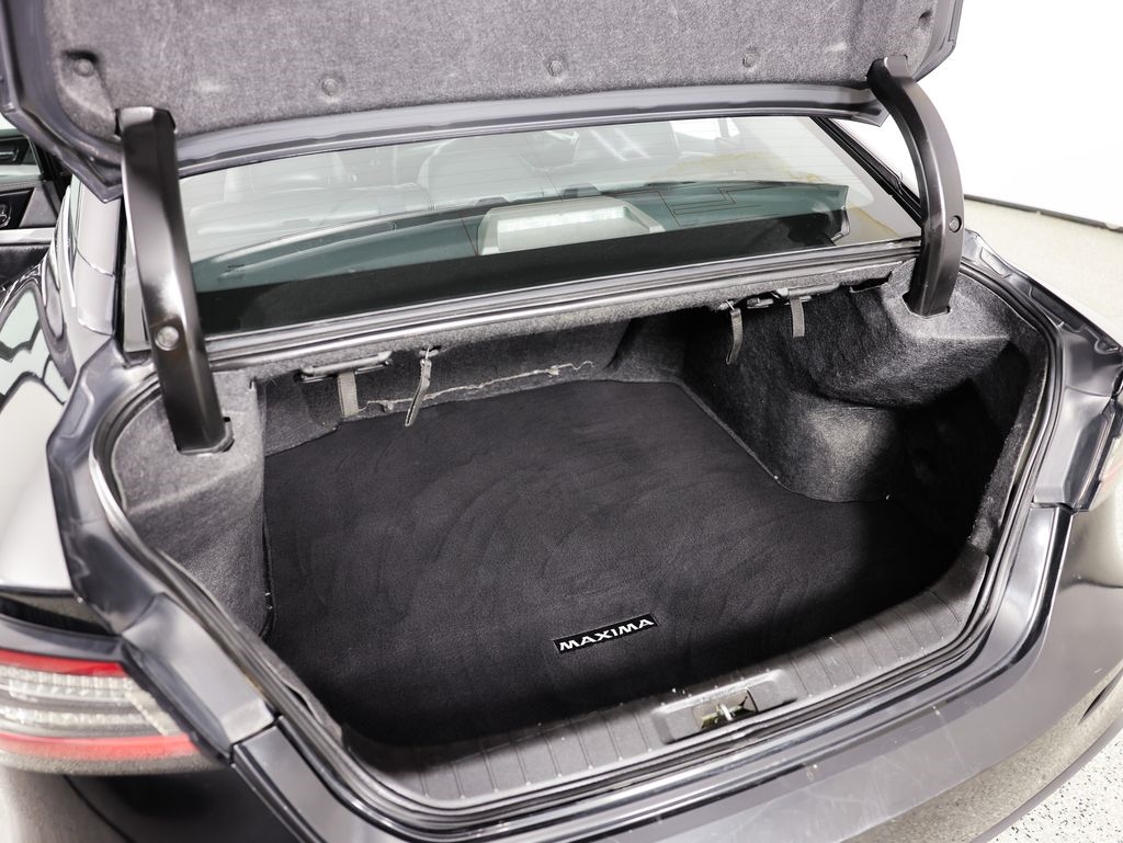 Nissan Maxima SV 3.5L 2020