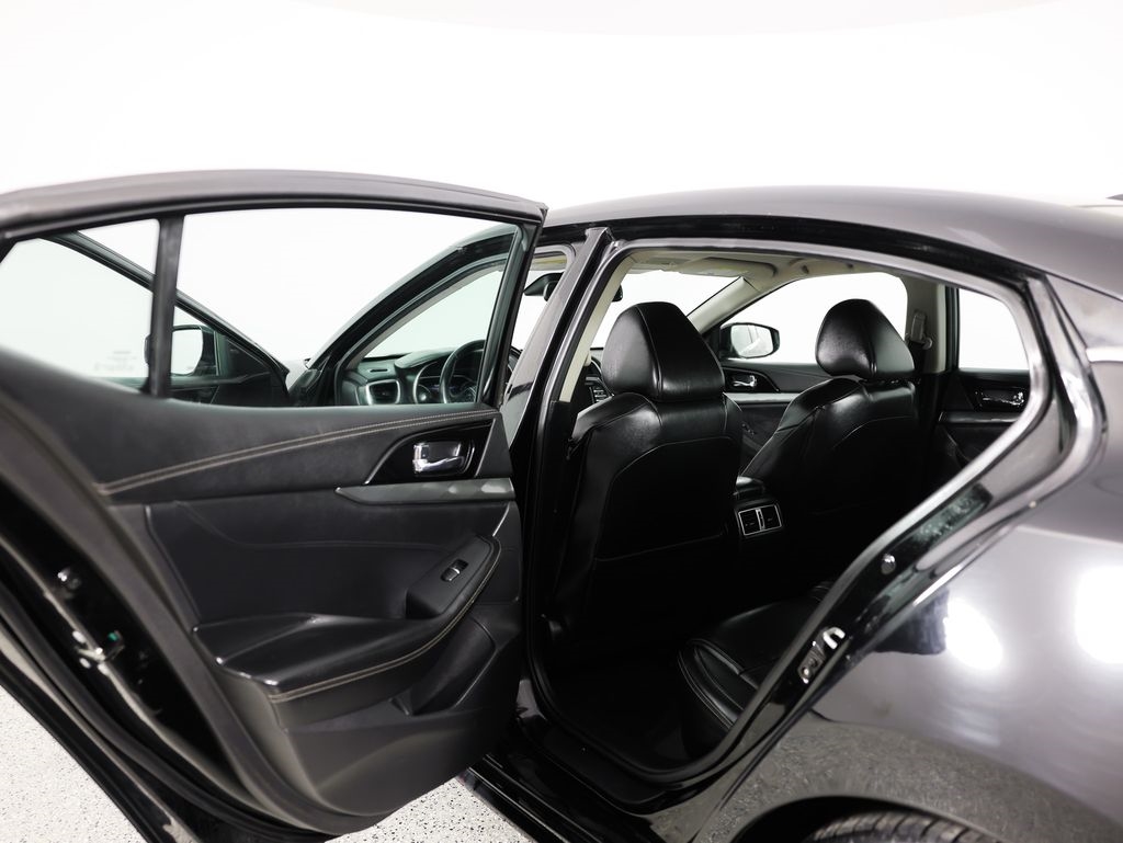 Nissan Maxima SV 3.5L 2020