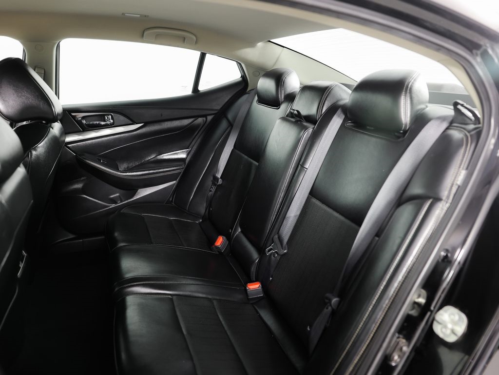 Nissan Maxima SV 3.5L 2020