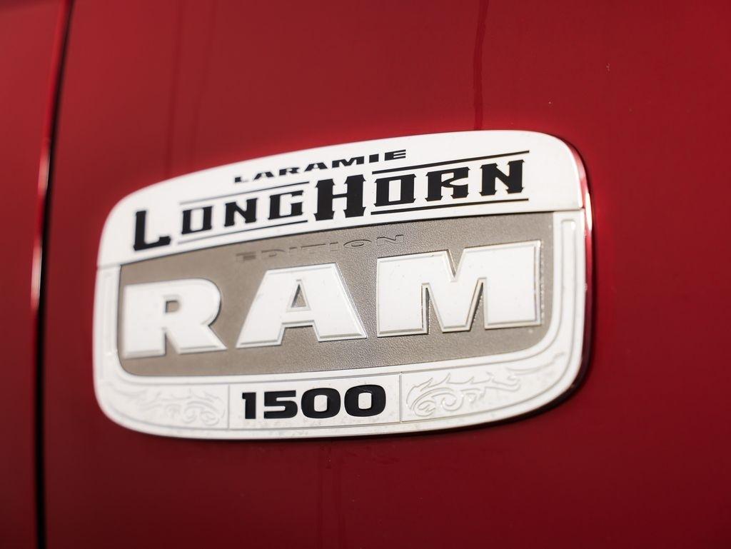 RAM 1500 4WD Crew Cab 140.5" Laramie Longhorn Edition 2013