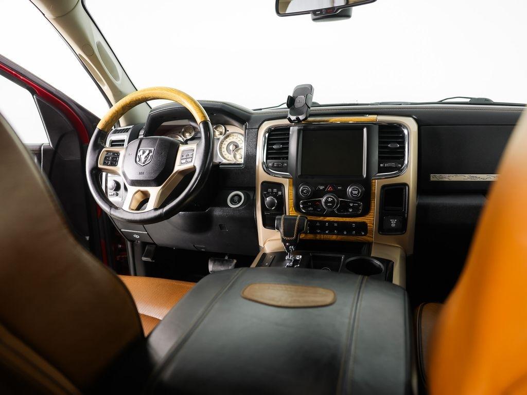 RAM 1500 4WD Crew Cab 140.5" Laramie Longhorn Edition 2013