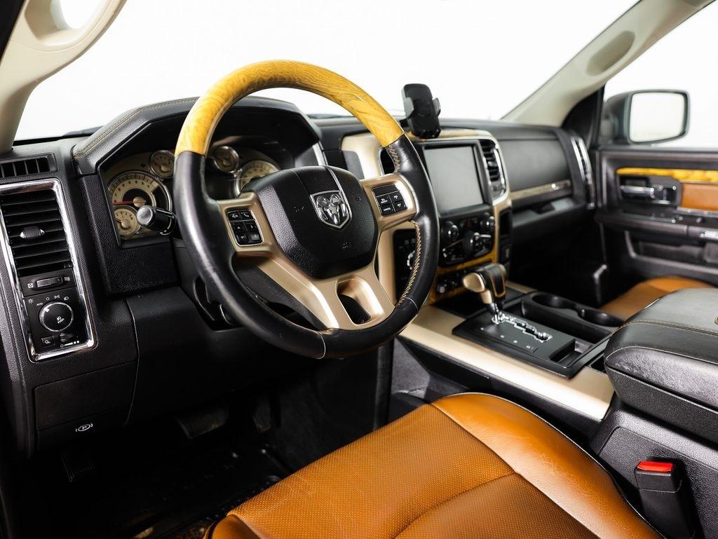 RAM 1500 4WD Crew Cab 140.5" Laramie Longhorn Edition 2013