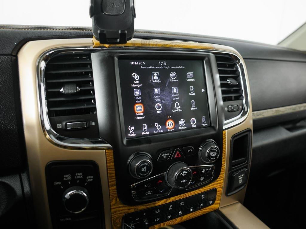 RAM 1500 4WD Crew Cab 140.5" Laramie Longhorn Edition 2013