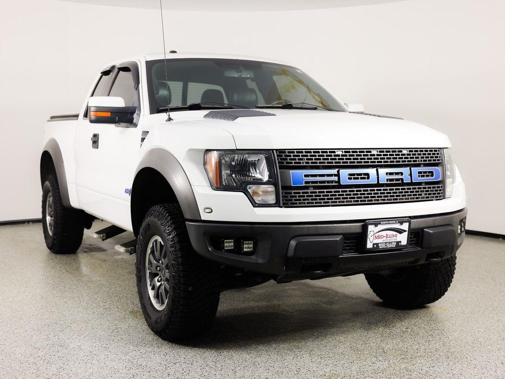 Ford F-150 4WD SuperCab 133" SVT Raptor 2011