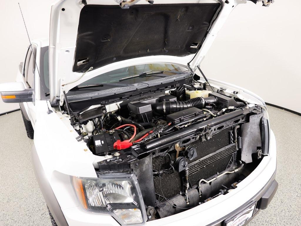 Ford F-150 4WD SuperCab 133" SVT Raptor 2011