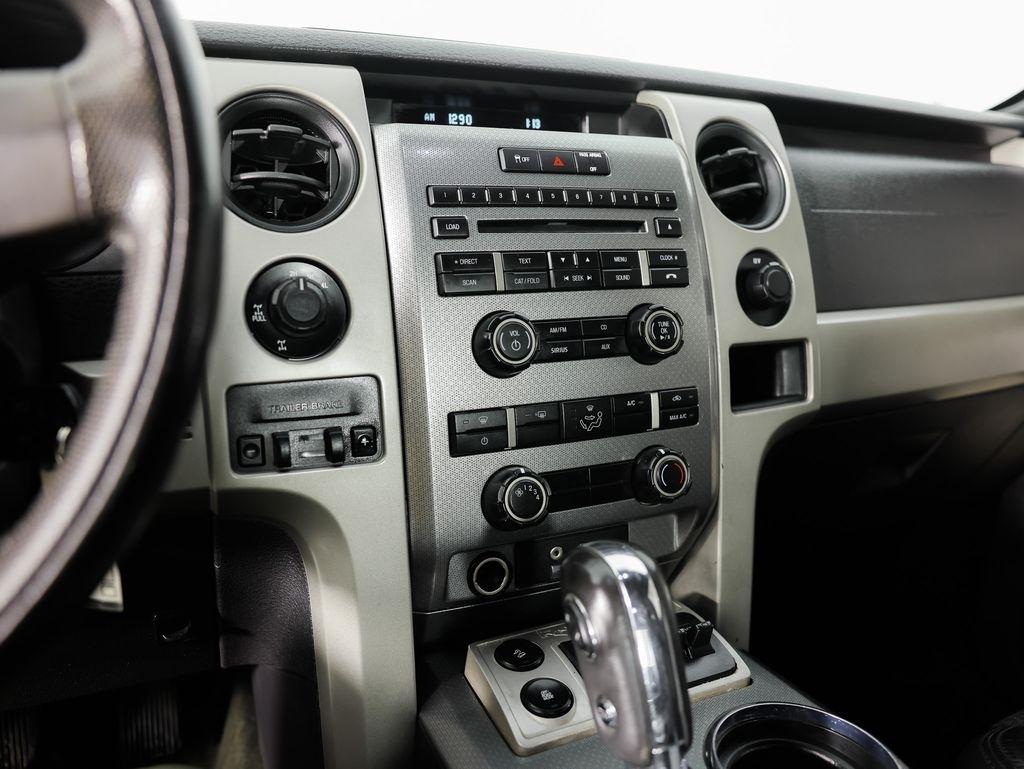 Ford F-150 4WD SuperCab 133" SVT Raptor 2011