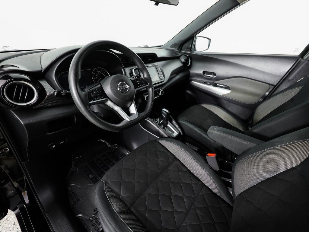 Nissan Kicks SV FWD 2020