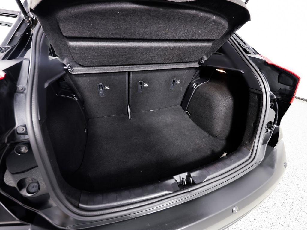 Nissan Kicks SV FWD 2020