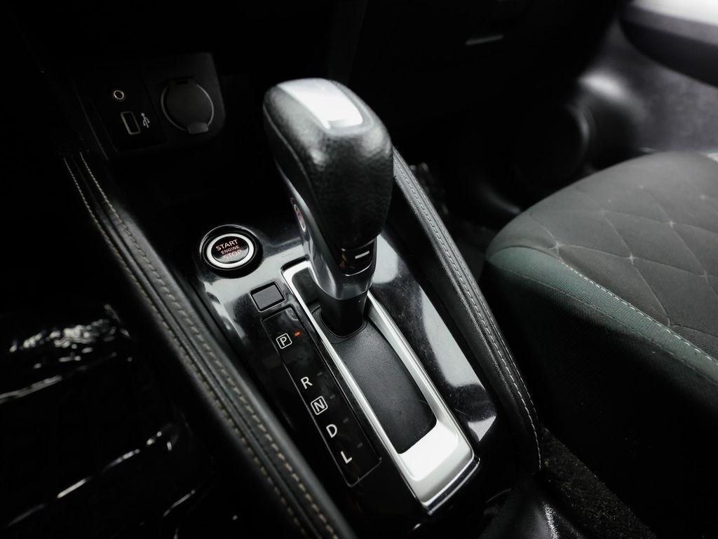 Nissan Kicks SV FWD 2020