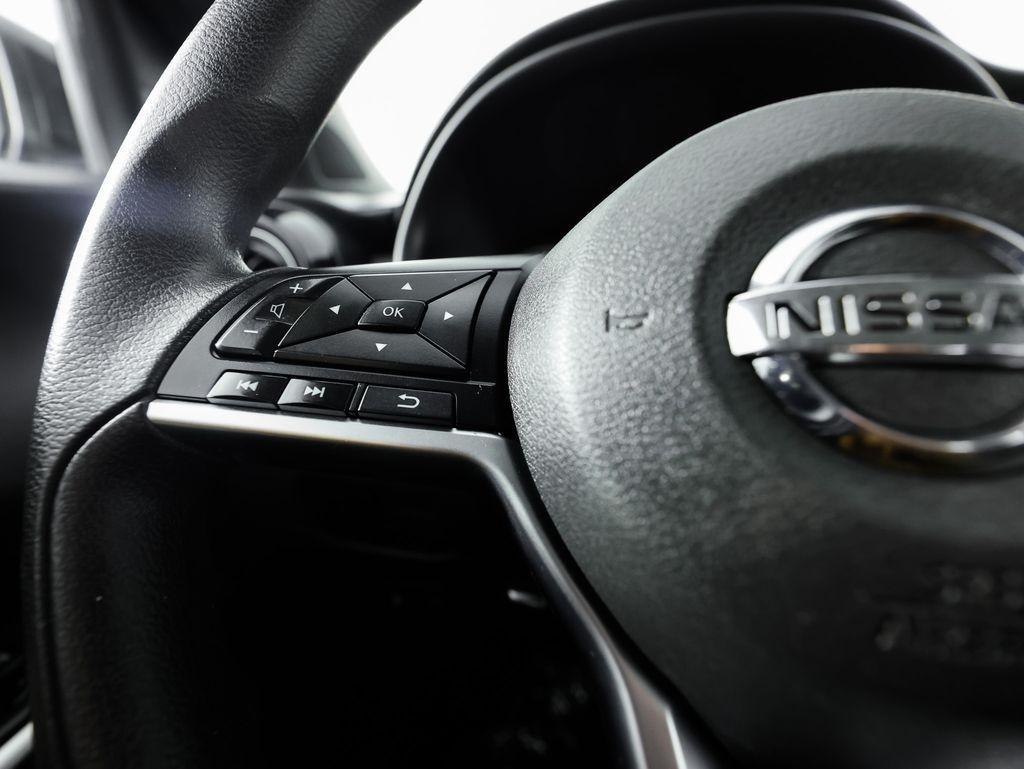 Nissan Kicks SV FWD 2020