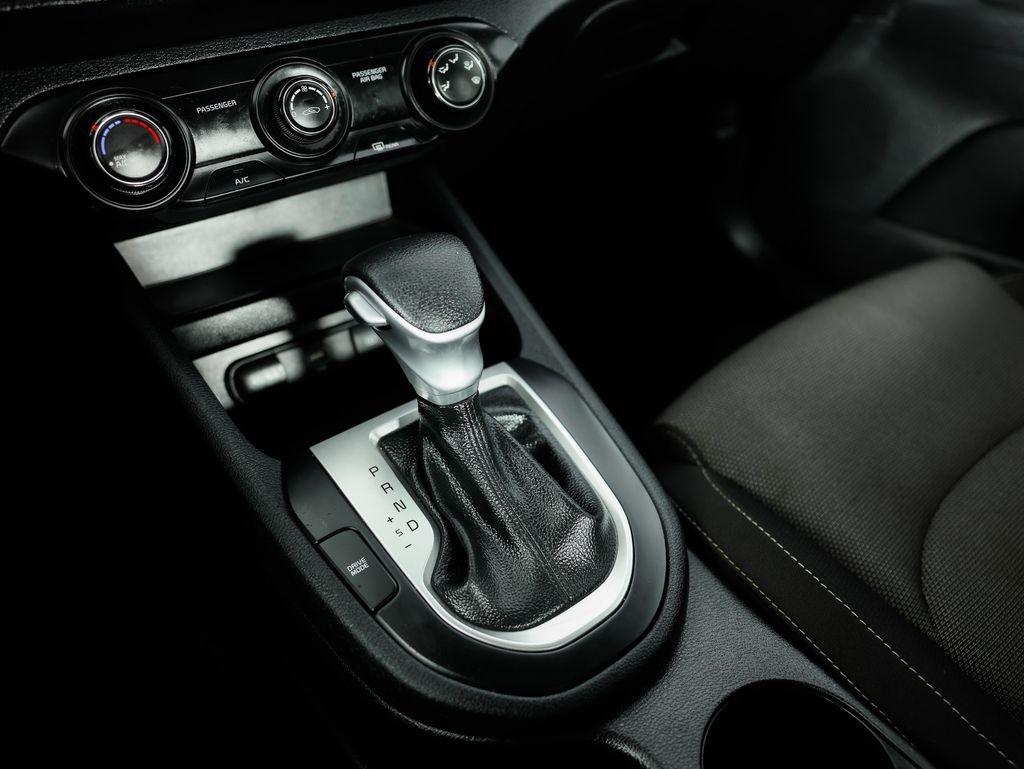 Kia Forte LXS IVT 2024