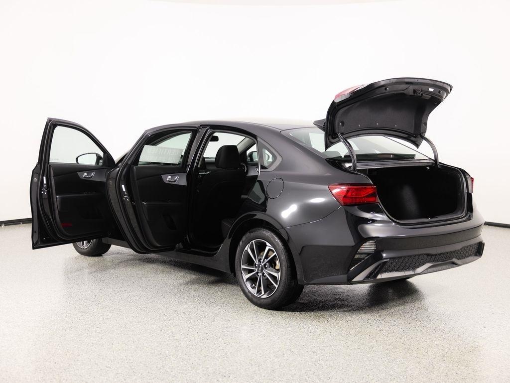 Kia Forte LXS IVT 2024