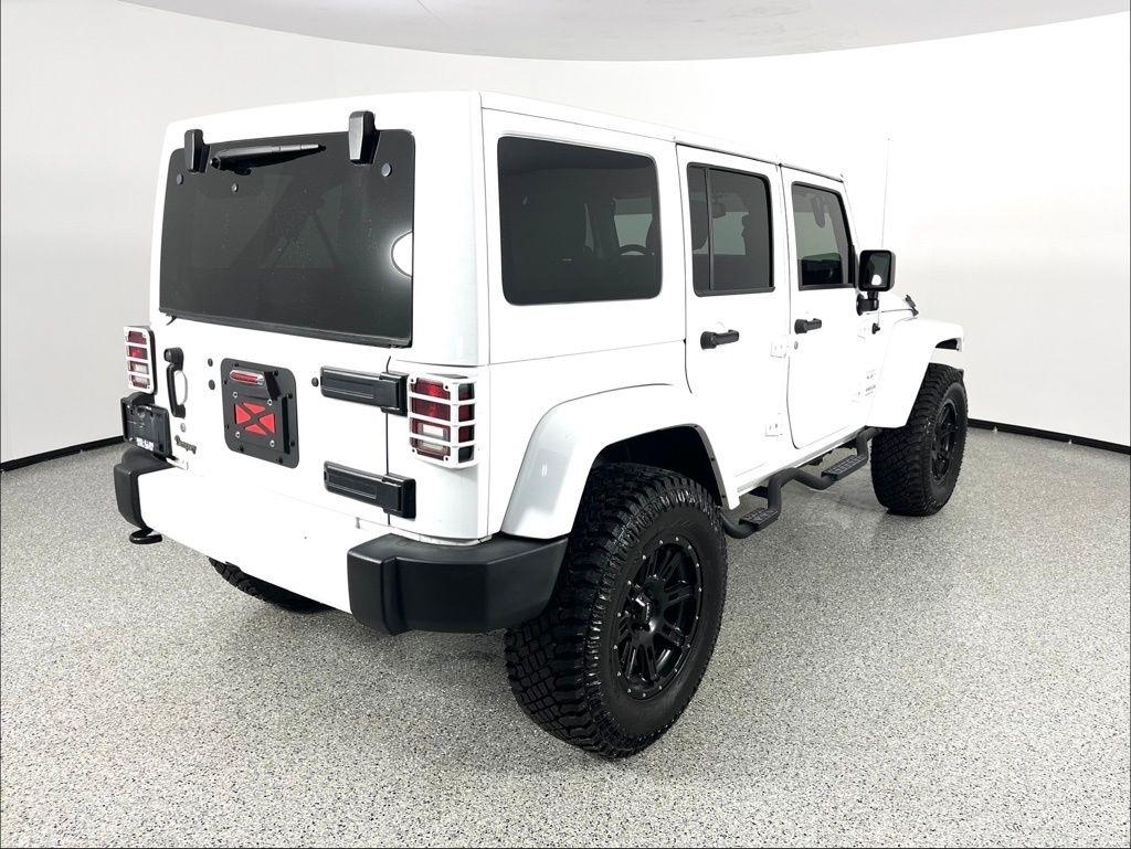 Jeep Wrangler Unlimited 4WD 4dr Sahara 2016