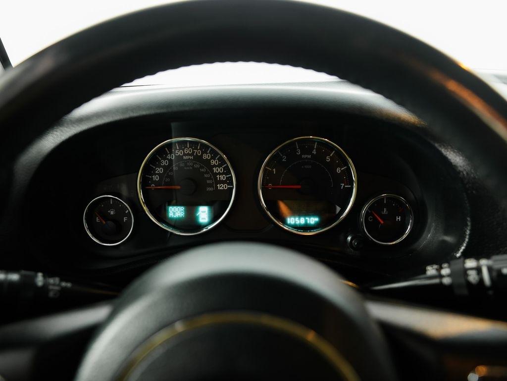 Jeep Wrangler Unlimited 4WD 4dr Sahara 2016