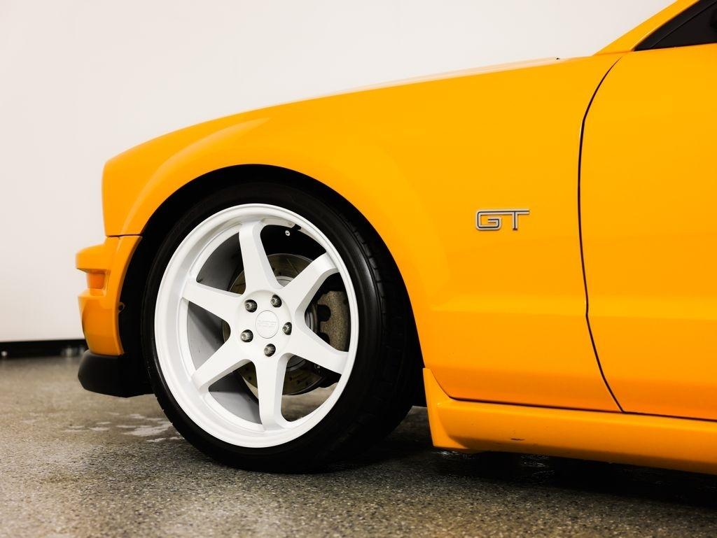 Ford Mustang 2dr Cpe GT Deluxe 2008