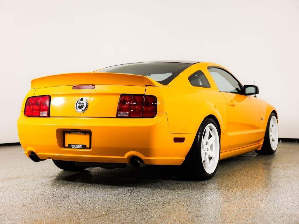 Ford Mustang 2dr Cpe GT Deluxe 2008