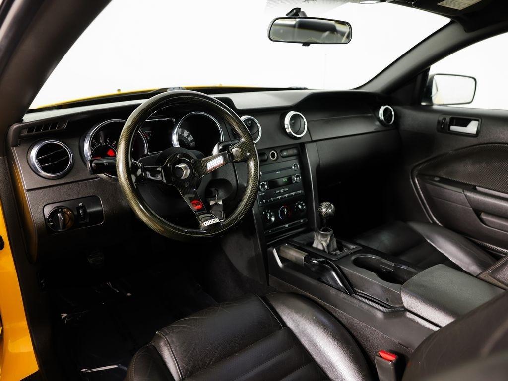 Ford Mustang 2dr Cpe GT Deluxe 2008