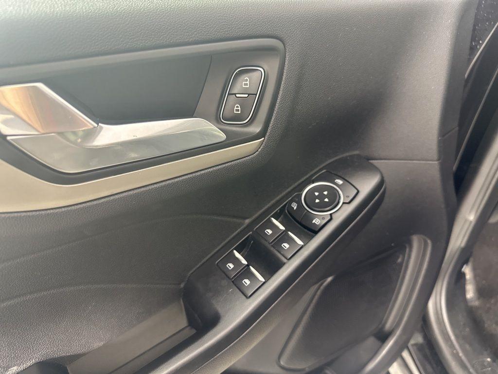 Ford Escape SEL Hybrid AWD 2022