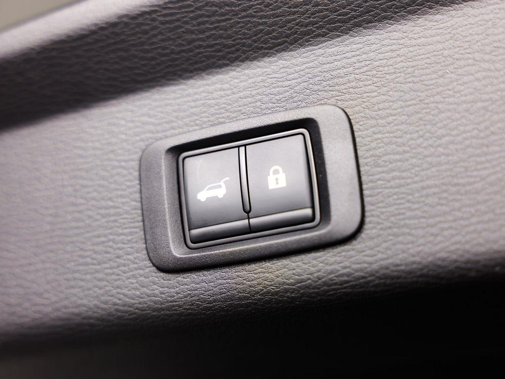 Mitsubishi Outlander Trail Edition S-AWC 2025