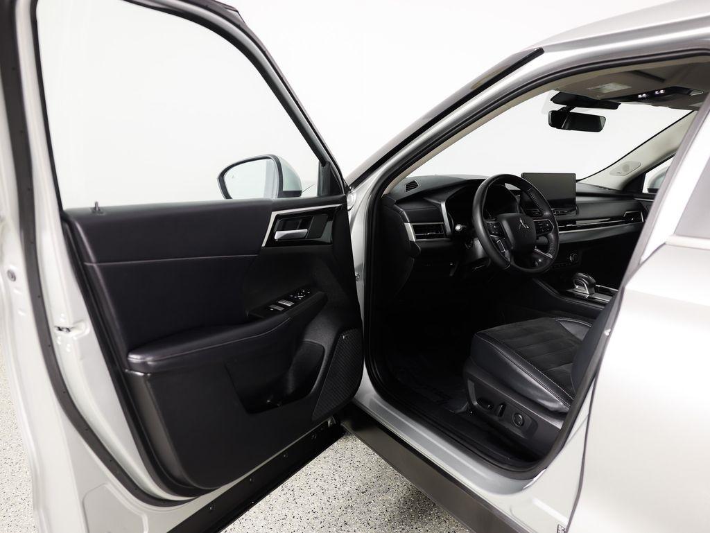 Mitsubishi Outlander Trail Edition S-AWC 2025