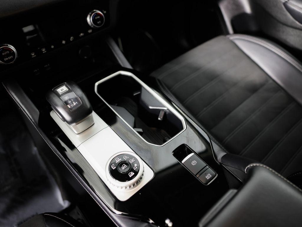 Mitsubishi Outlander Trail Edition S-AWC 2025