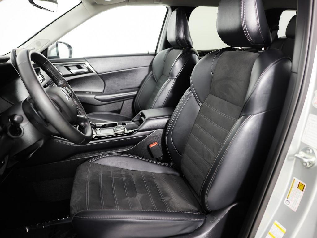 Mitsubishi Outlander Trail Edition S-AWC 2025