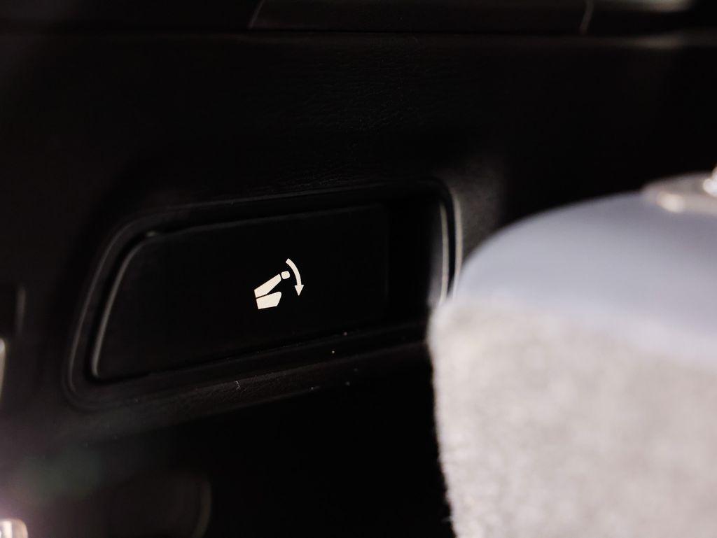 Mitsubishi Outlander SE FWD 2025