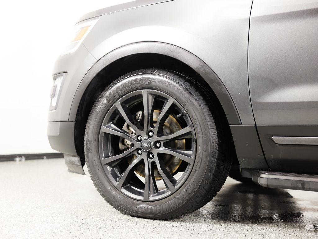 Ford Explorer XLT FWD 2017