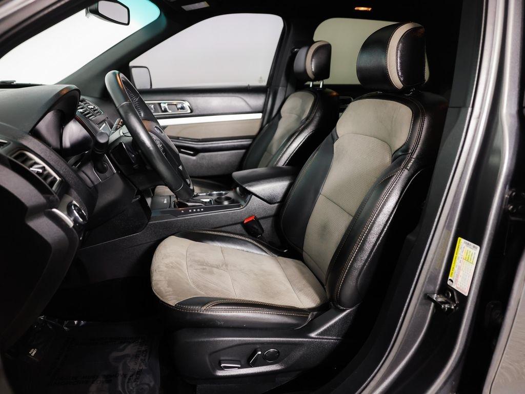 Ford Explorer XLT FWD 2017