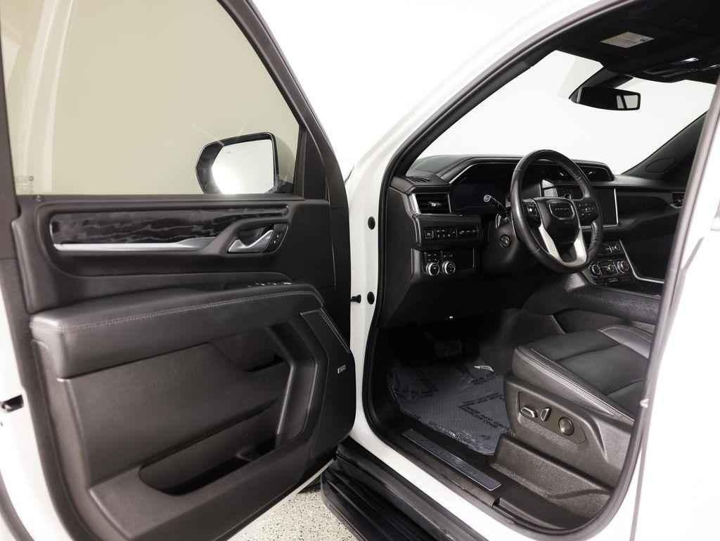 GMC Yukon 4WD 4dr Denali 2022