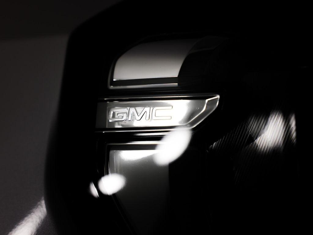 GMC Yukon 4WD 4dr Denali 2022