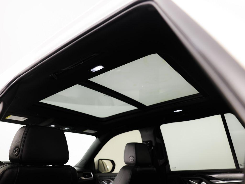 GMC Yukon 4WD 4dr Denali 2022