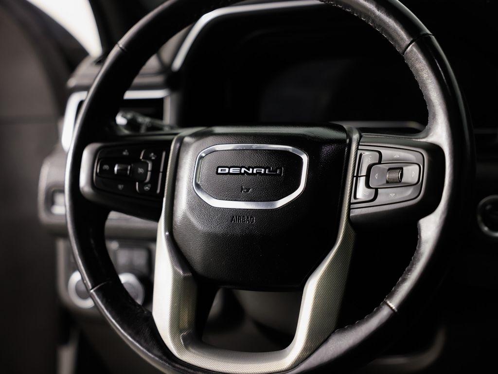 GMC Yukon 4WD 4dr Denali 2022
