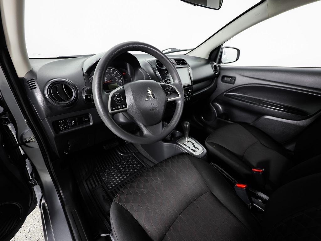 Mitsubishi Mirage ES CVT 2022