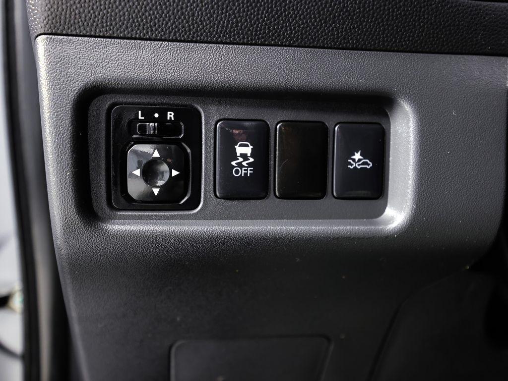 Mitsubishi Mirage ES CVT 2022