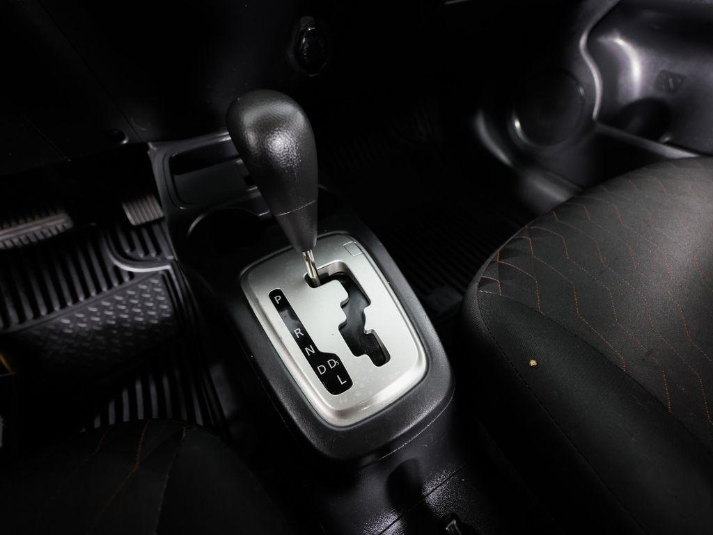 Mitsubishi Mirage ES CVT 2022