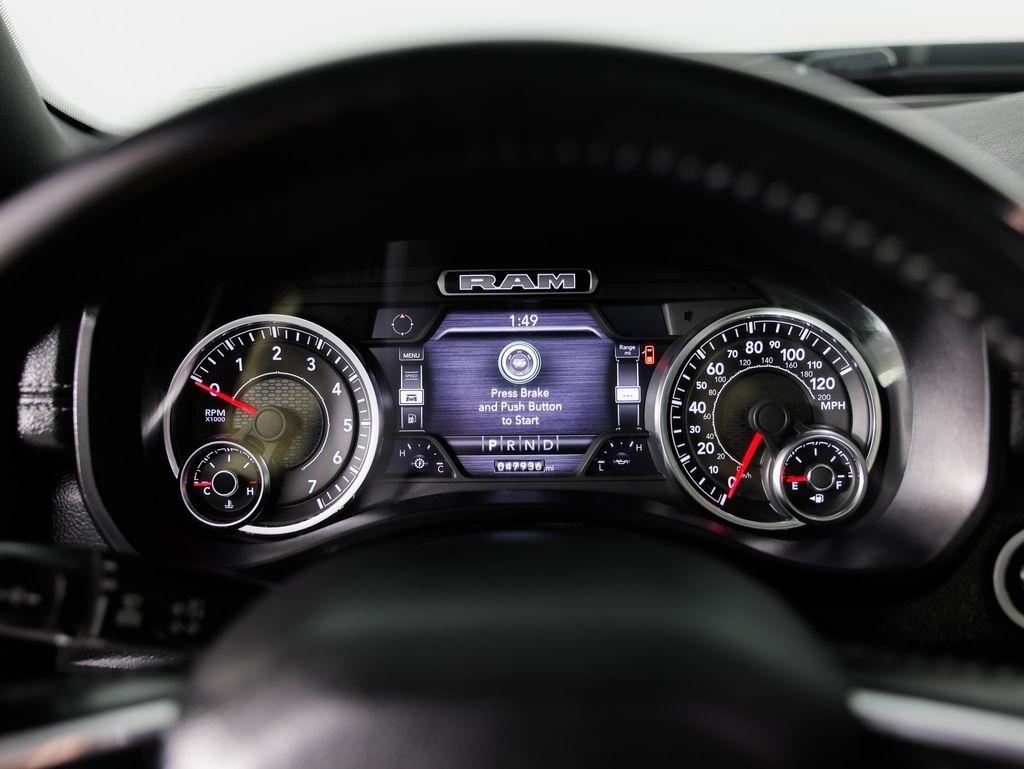 RAM 1500 Laramie 4x4 Crew Cab 6'4" Box 2022