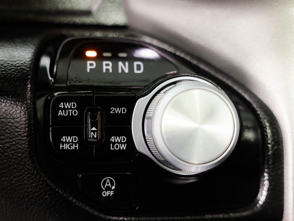 RAM 1500 Laramie 4x4 Crew Cab 6'4" Box 2022