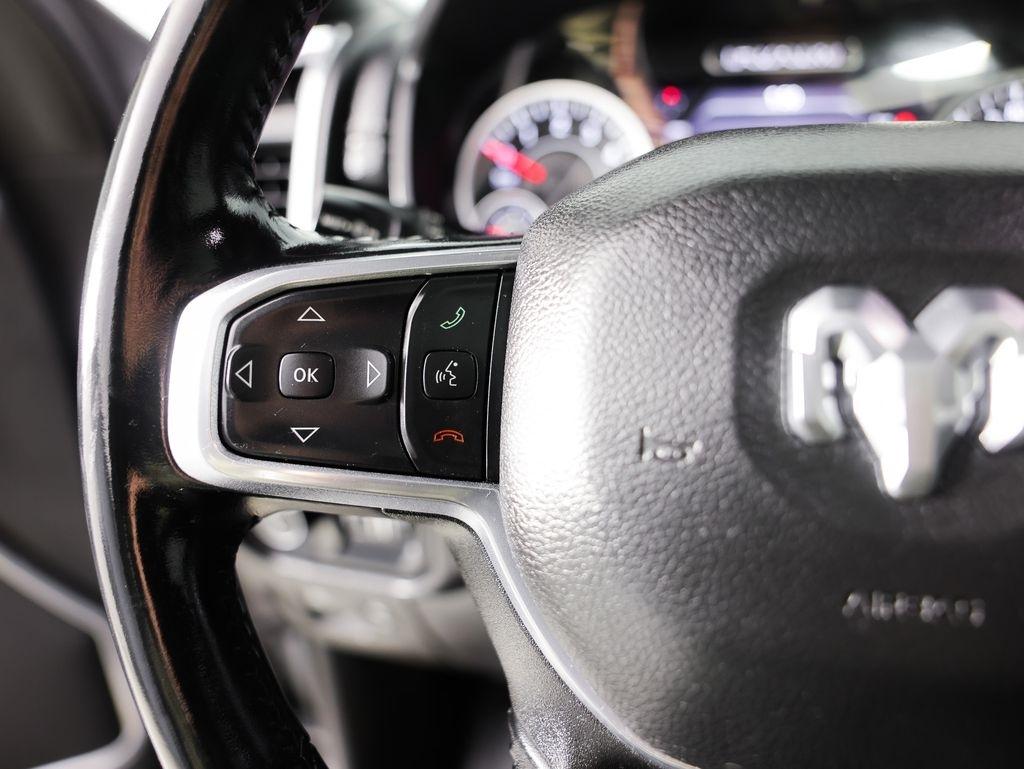 RAM 1500 Laramie 4x4 Crew Cab 6'4" Box 2022