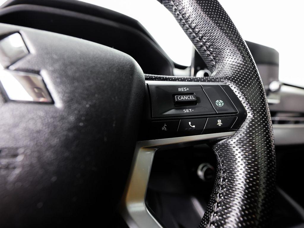 Mitsubishi Outlander SE Launch Edition FWD 2022