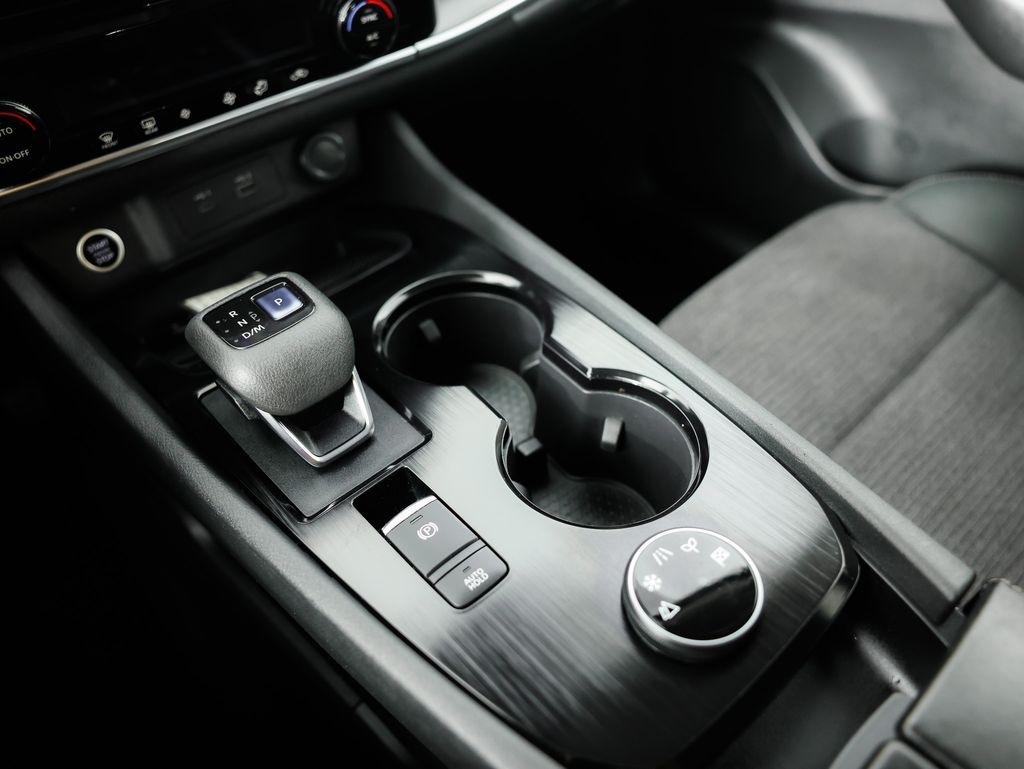 Nissan Rogue AWD SV 2022