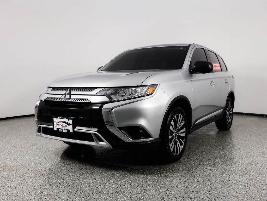 Mitsubishi Outlander ES FWD 2020