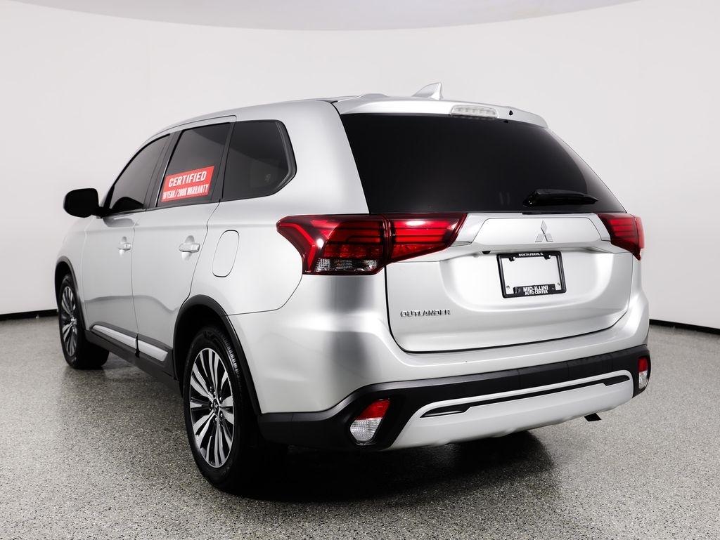 Mitsubishi Outlander ES FWD 2020