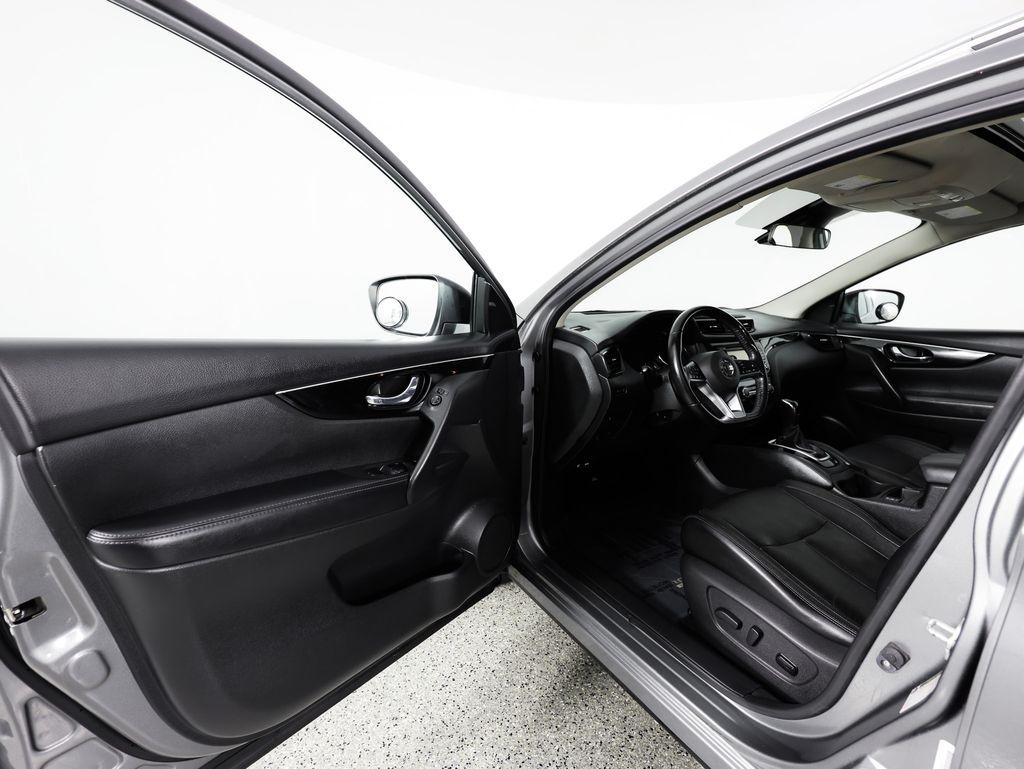 Nissan Rogue Sport AWD SL 2017