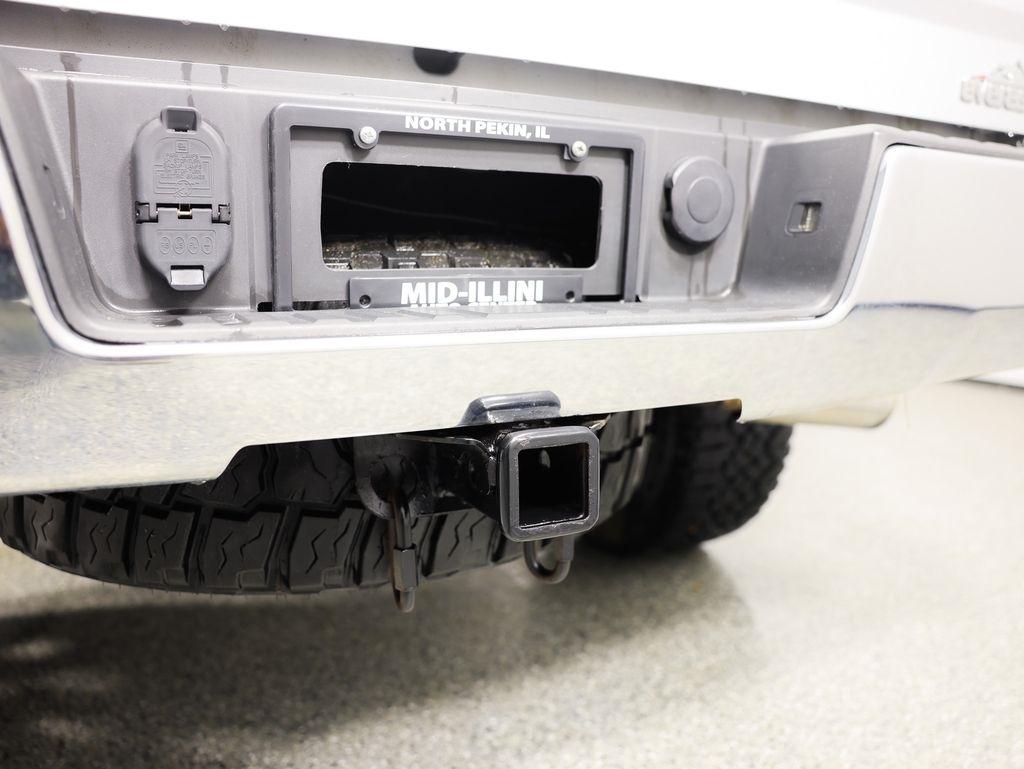 GMC Sierra 1500 4WD Crew Cab 143.5" SLE 2015