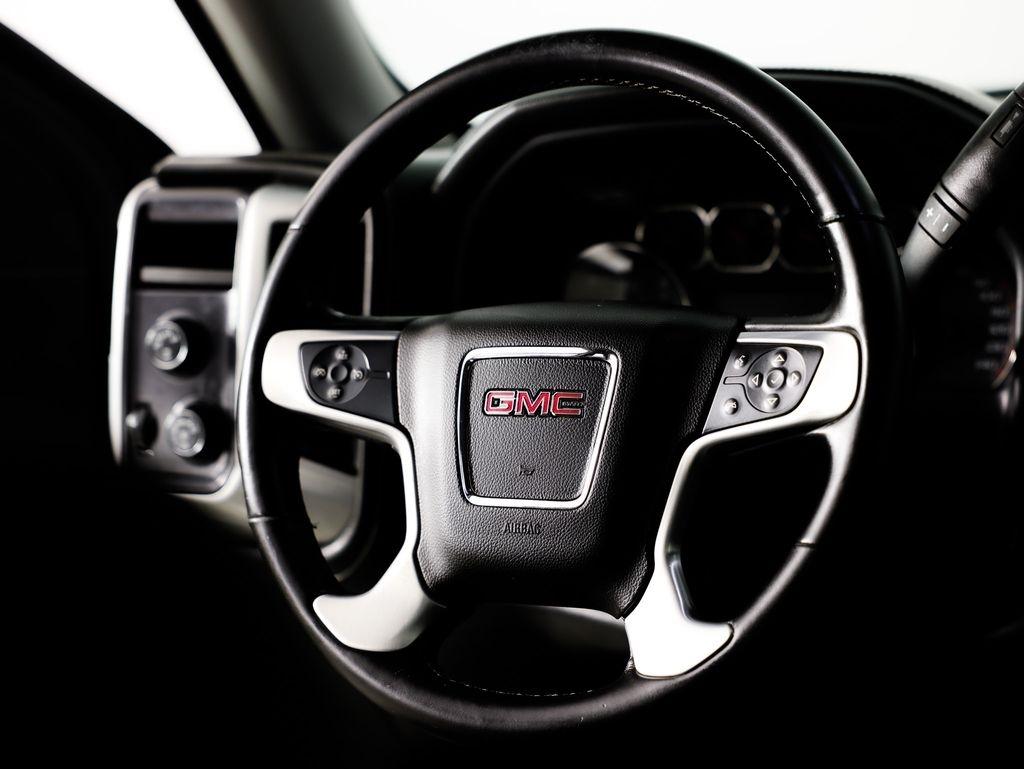 GMC Sierra 1500 4WD Crew Cab 143.5" SLE 2015