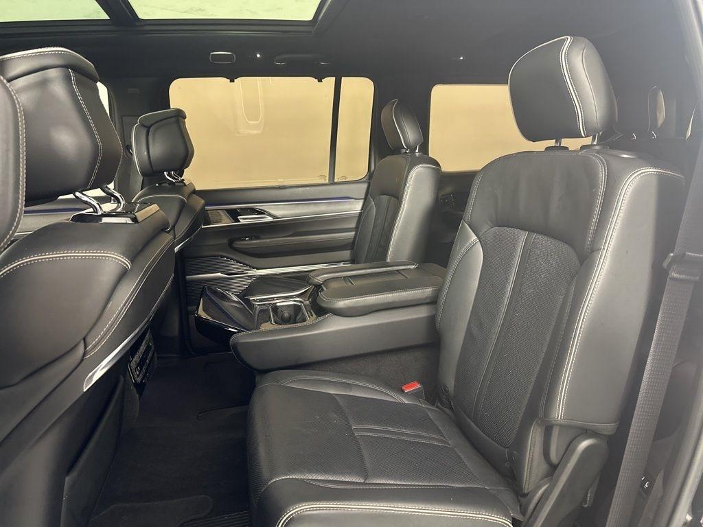 Jeep Grand Wagoneer Series II Obsidian 4x4 2023