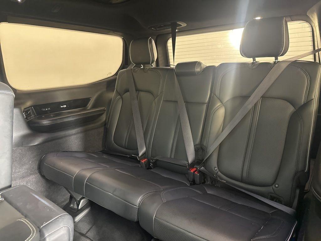 Jeep Grand Wagoneer Series II Obsidian 4x4 2023