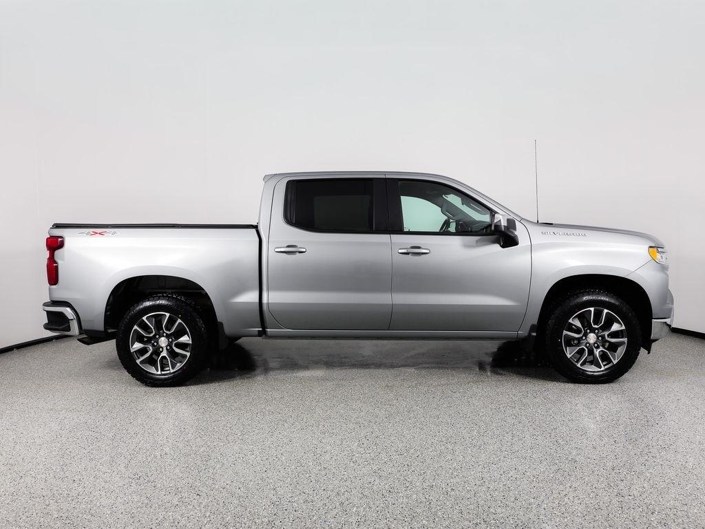 Chevrolet Silverado 1500 4WD Crew Cab 147" LT w/2FL 2023