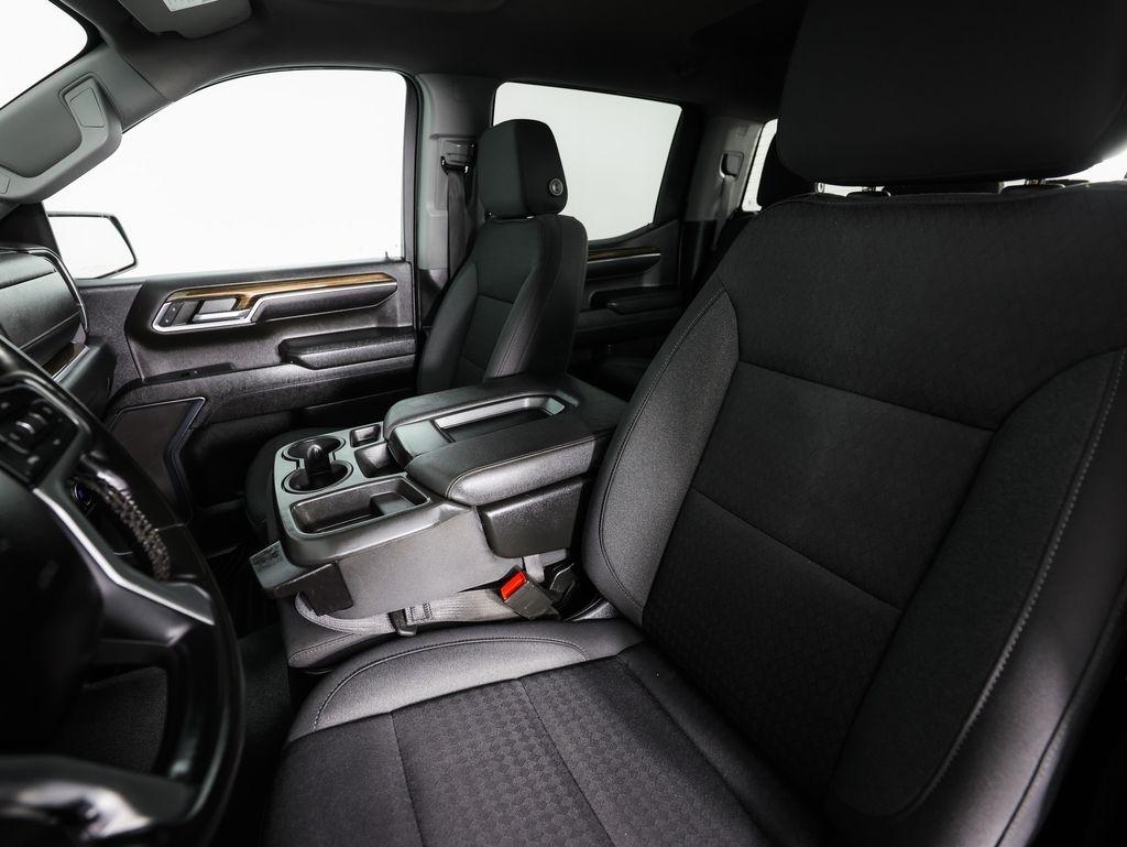 Chevrolet Silverado 1500 4WD Crew Cab 147" LT w/2FL 2023